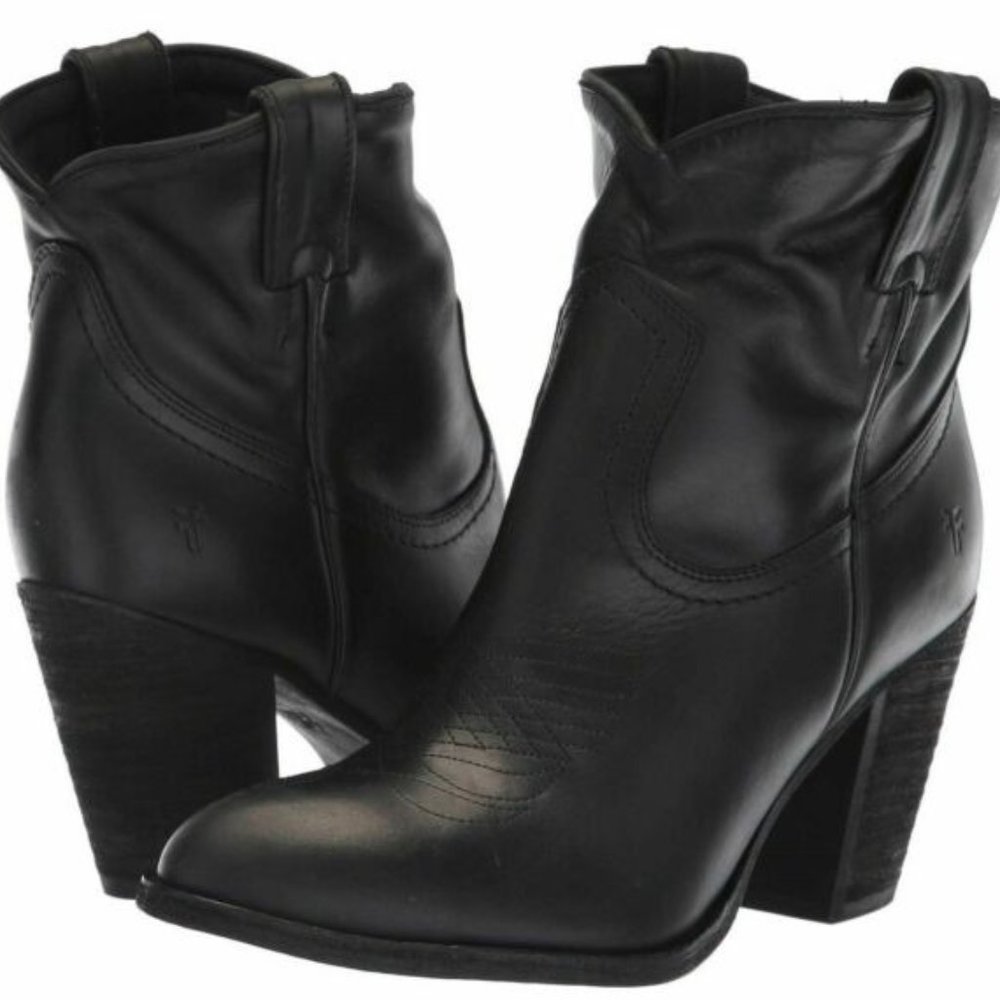 Frye: Ilana Pull On Short Black Bootie